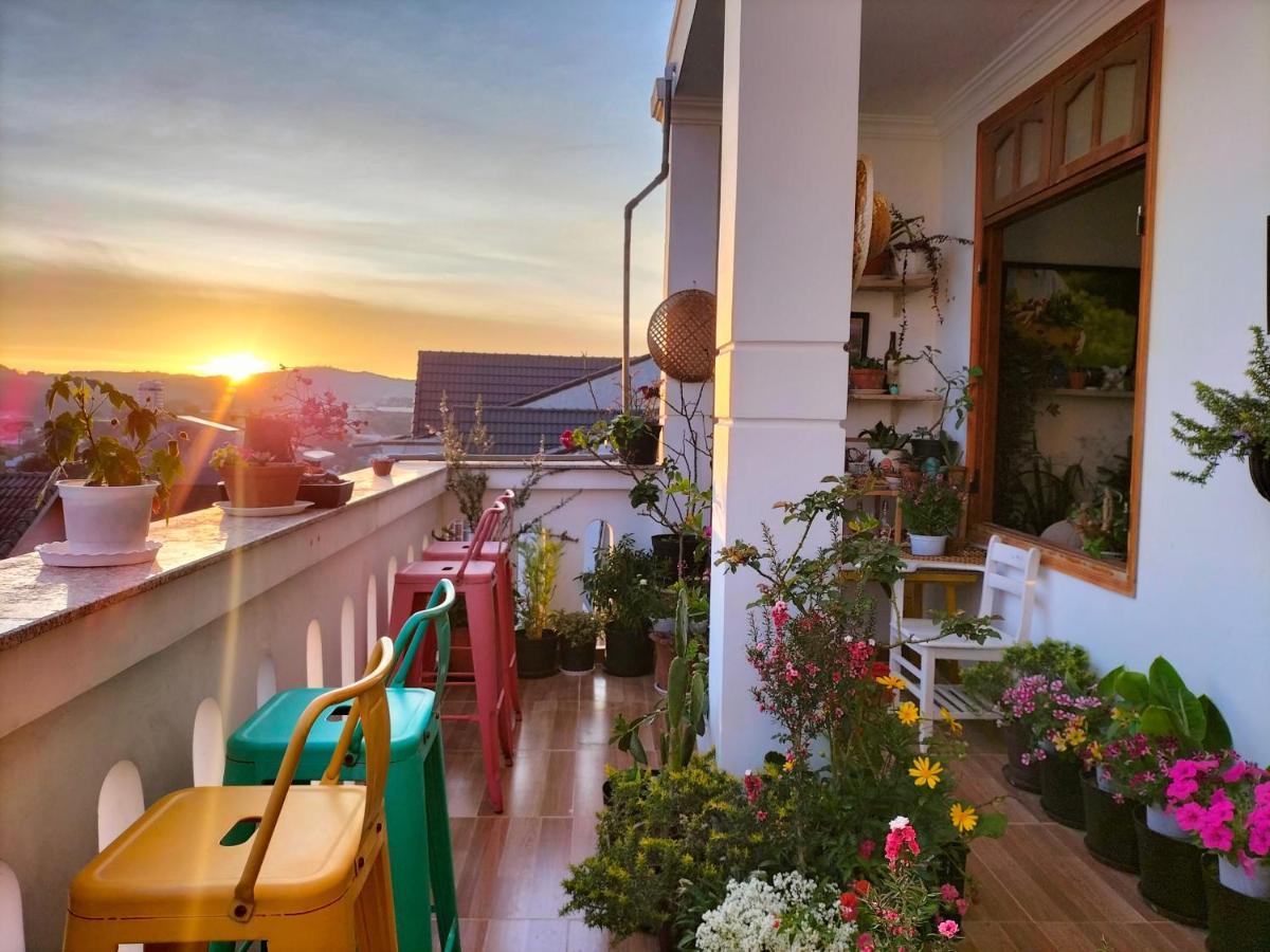 Strawberry Hotel Dalat מראה חיצוני תמונה