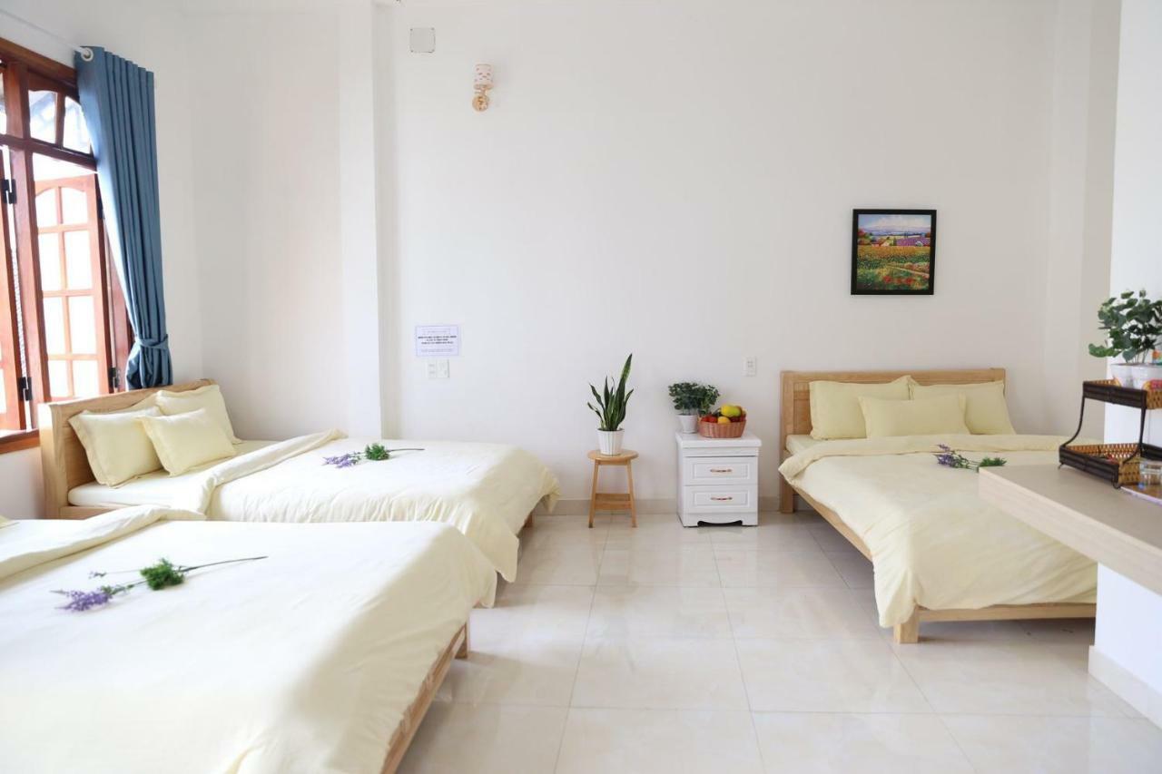 Strawberry Hotel Dalat מראה חיצוני תמונה